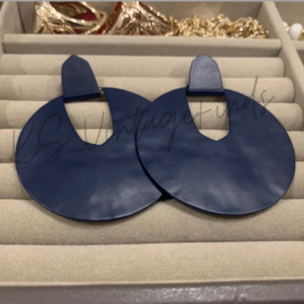 Kendra Scott Matte Diane Earrings